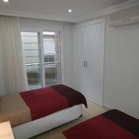 Tropicana G 2, 3 Bed Ground Floor On Corner Position In A 5 Star Community Side