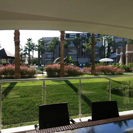 Tropicana G 2, 3 Bed Ground Floor On Corner Position In A 5 Star Community Holiday home *